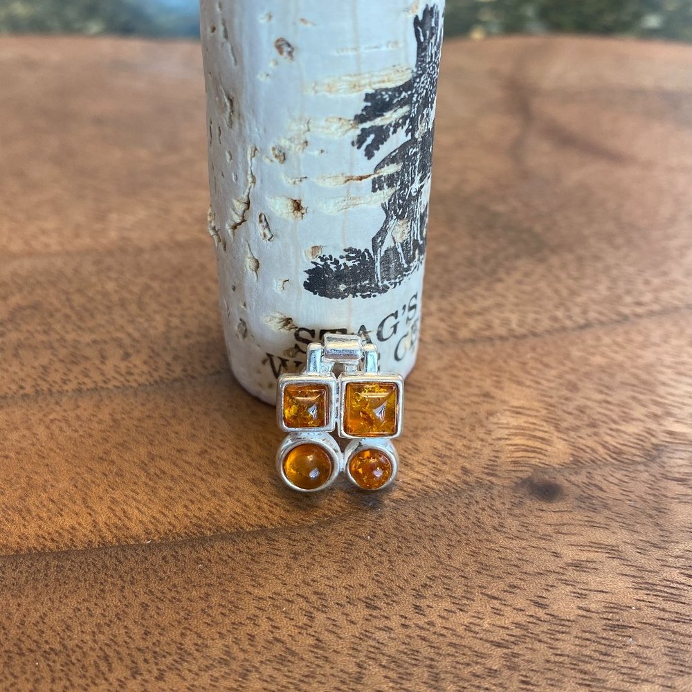 Amber Pendant